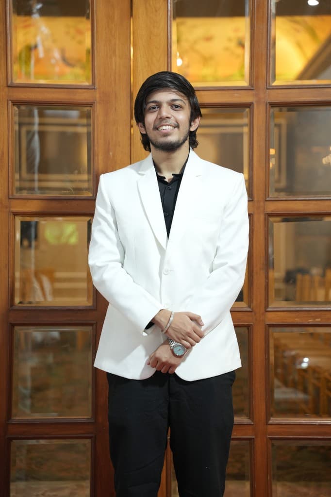 Rtr. Pratham Pokharkar